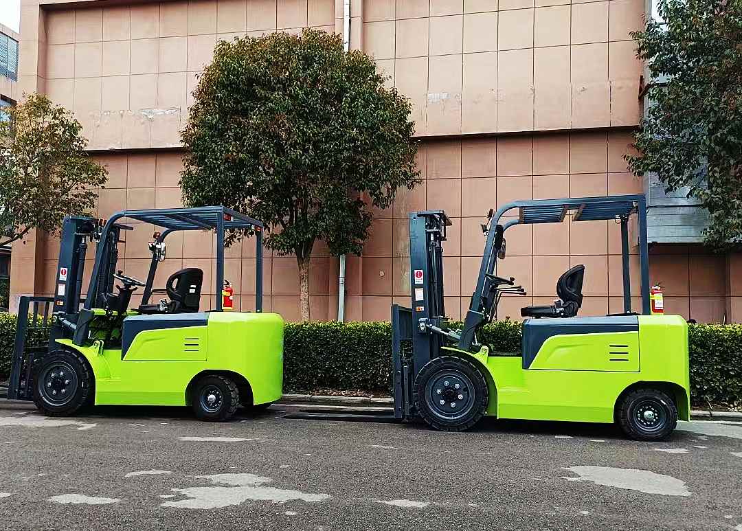 NEOlift electric counterbalance forklift 