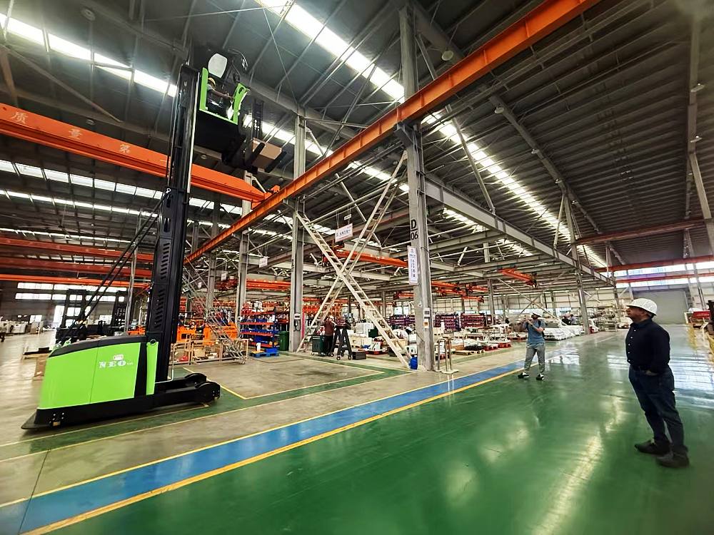 NEOforklift